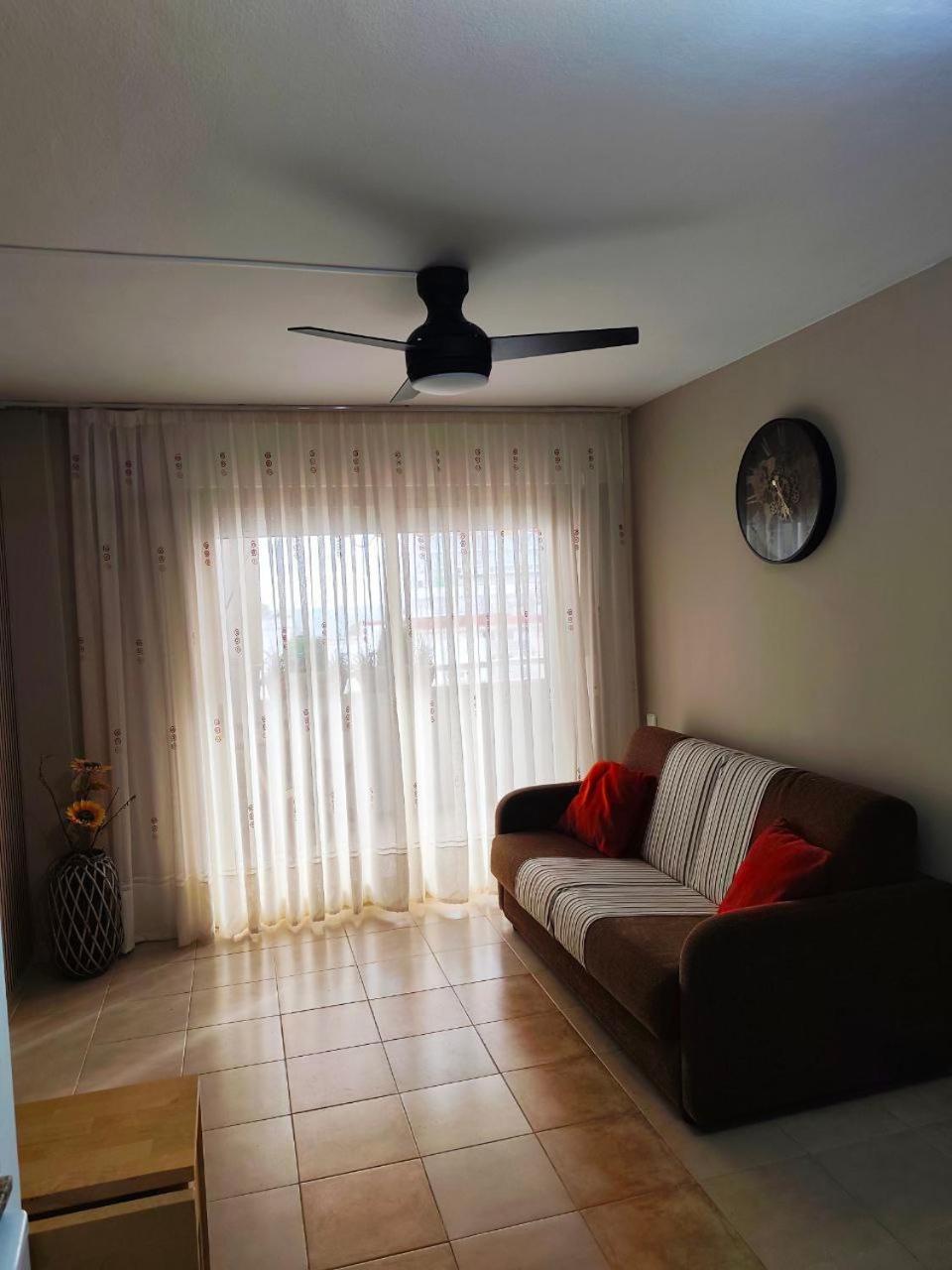 Comfy Apartment In Salou Buitenkant foto